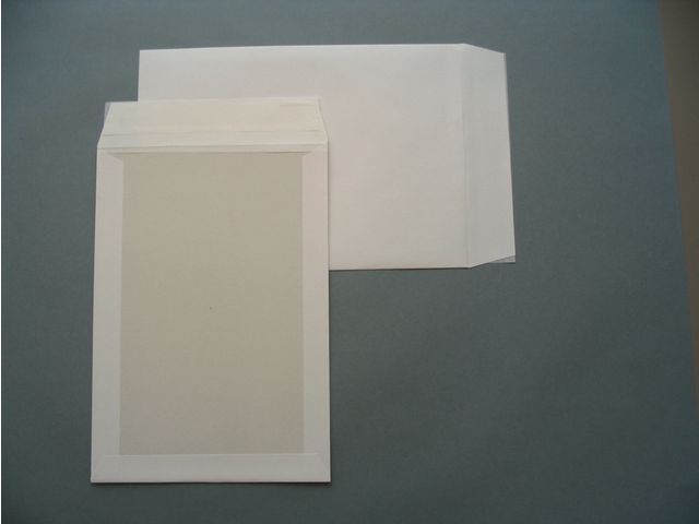 Bordrug envelop - EC4 240 x 340 mm, 120 g/mu00b2 (pak 100 stuks)
